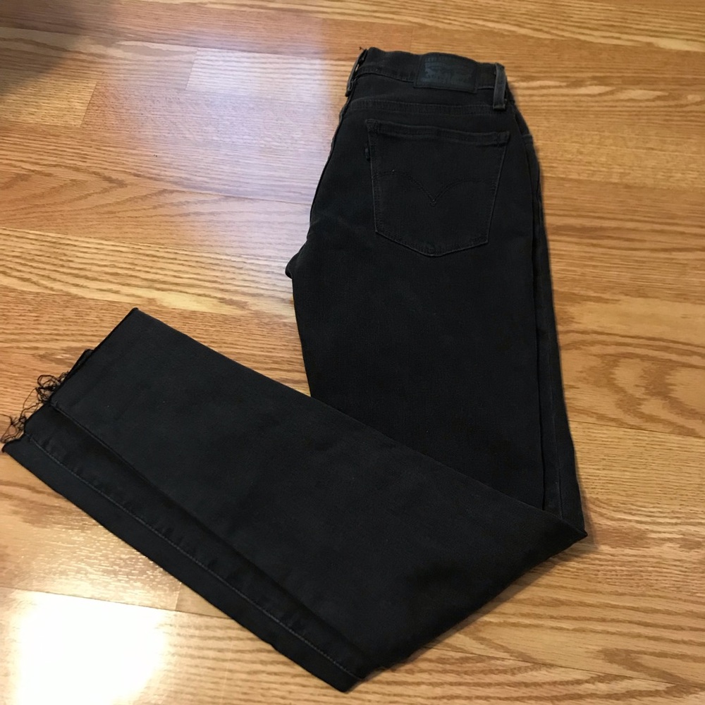 Levi’s | 710 Super Skinny Jeans | Size 27